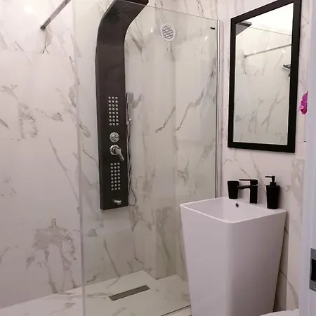 Studio Sisesti Apartment Bucharest